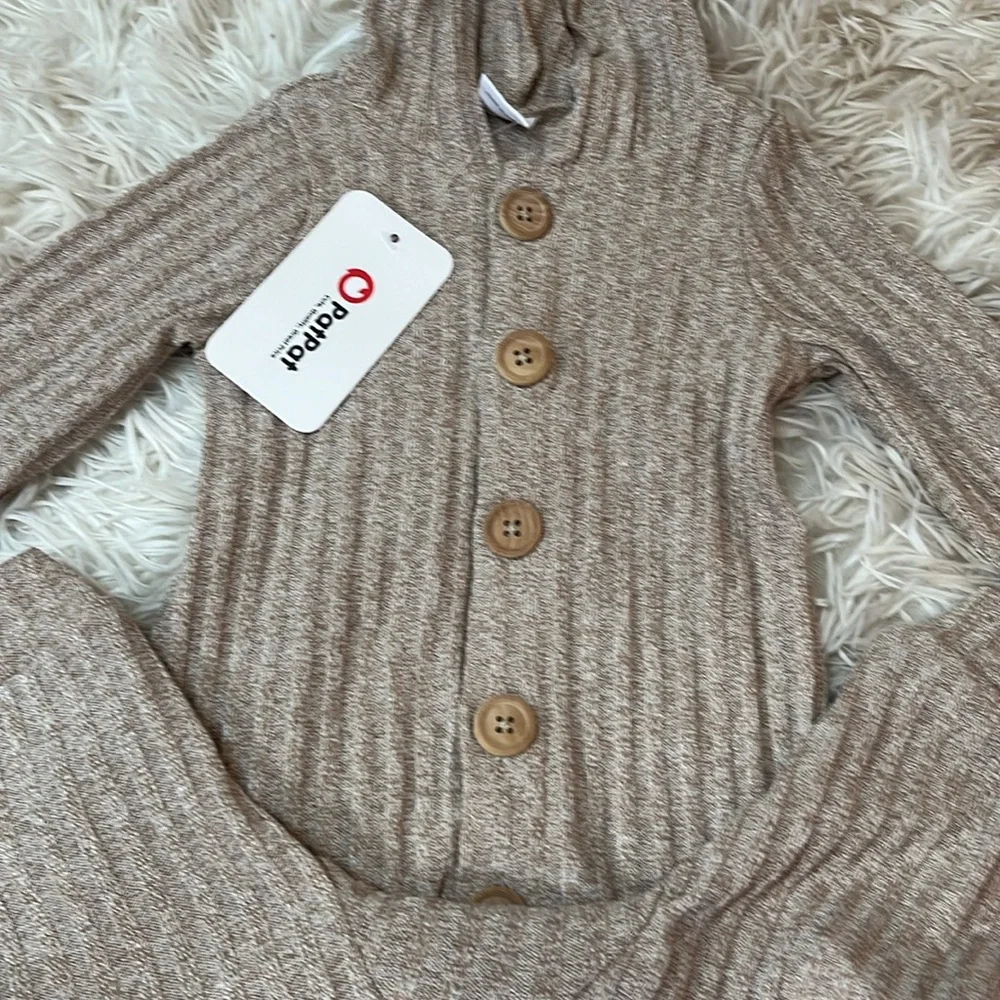 6-9 m one piece with hood with ears NWTs - Picture 4 of 5
